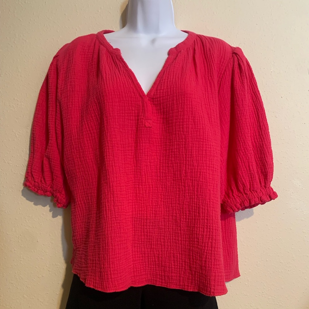 Heroes & Dreamers Crinkle Puff Sleeve Top
